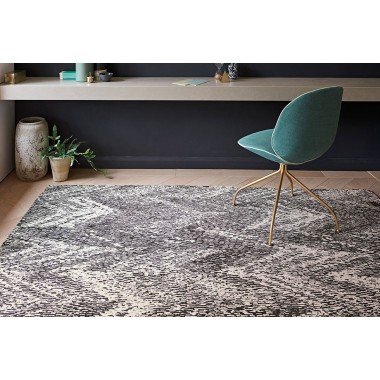 Romo Itsuki Rug - Charcoal